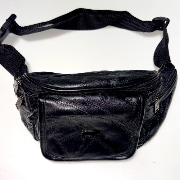 KMQ Vtg 80s Leather Fanny Pack 4 Pockets Patchwork Black Bum Bag - Picture 1 of 12
